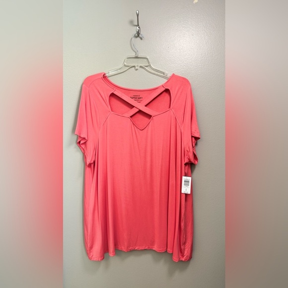 torrid Tops - TORRID New With Tags.  Super Soft Tee. Size 4